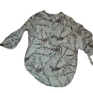 Daniel Rainn flower shirt